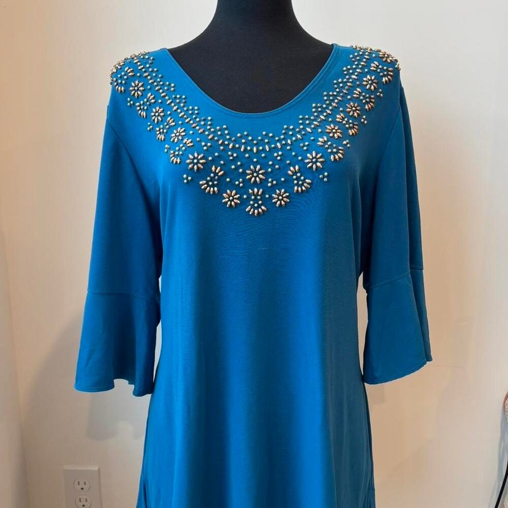 Susan Graver Blue 3/4 Bell Sleeve Beaded Top with scratch marks on front Sz 1X